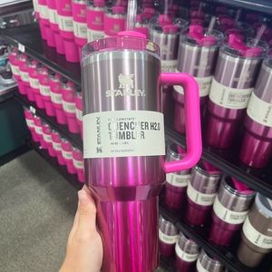 Carnelia Gradient 40oz Stanley